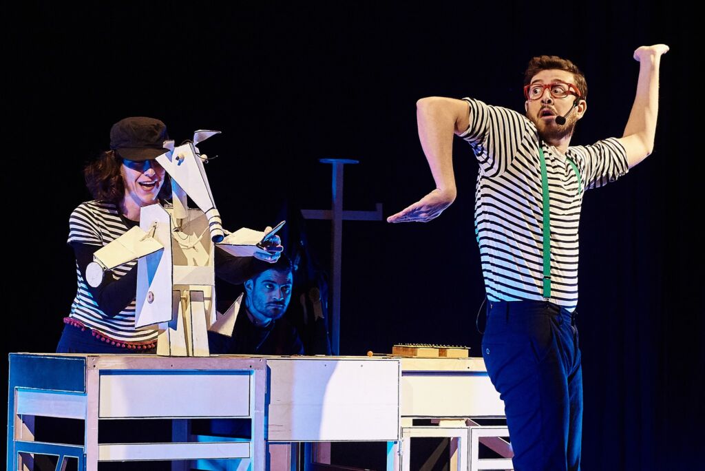 Μίλα και Σουτ | Ομάδα&nbsp;Κοπέρνικος